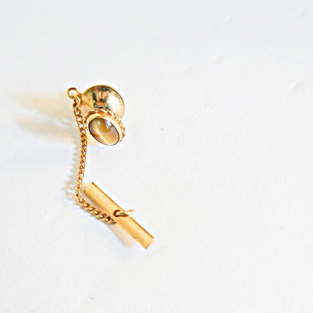 Vintage Tigers Eye Pin, Oval Cabochon Tie Tack, Little Brooch, Estate